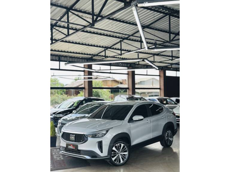 FIAT - FASTBACK - 2023/2023 - Prata - R$ 117.900,00