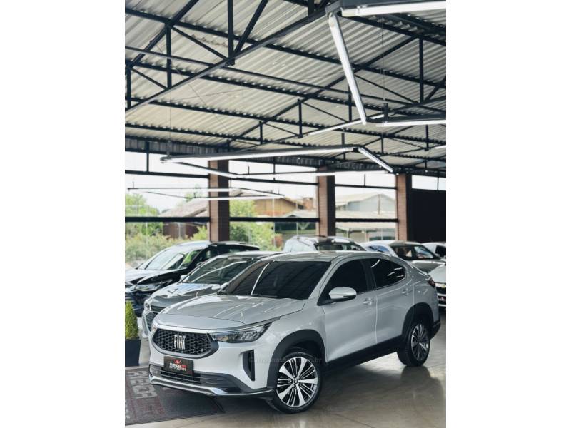 FIAT - FASTBACK - 2023/2023 - Prata - R$ 117.900,00