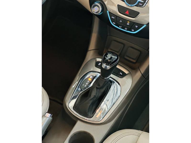 CHEVROLET - CRUZE - 2019/2019 - Branca - R$ 99.900,00