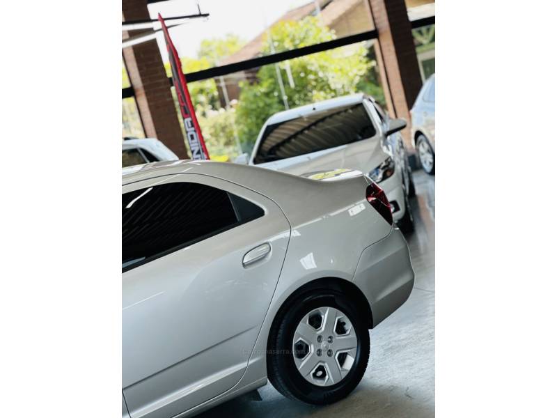 CHEVROLET - COBALT - 2019/2019 - Prata - R$ 64.900,00