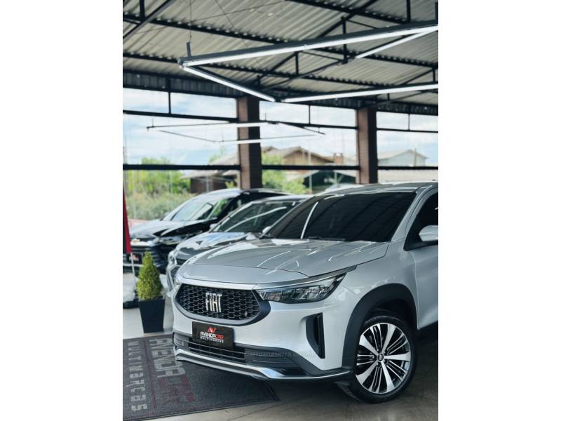 FIAT - FASTBACK - 2023/2023 - Prata - R$ 117.900,00