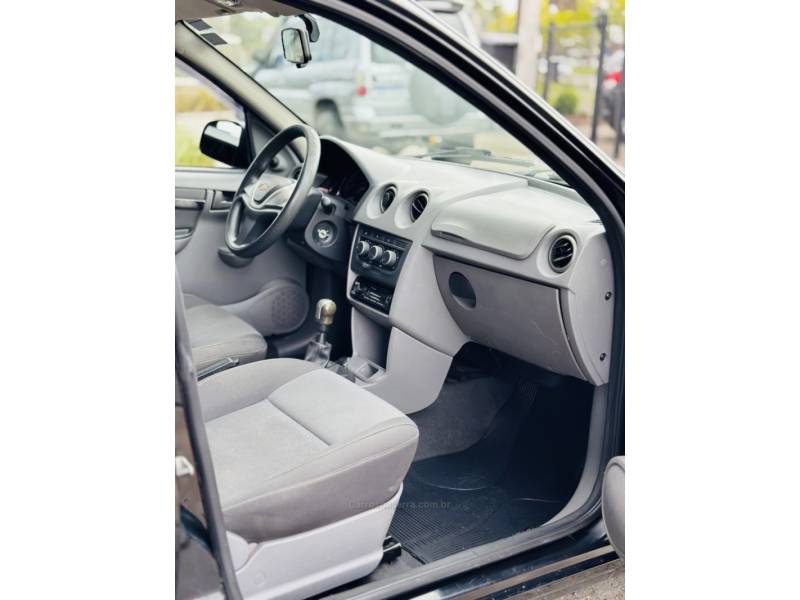 CHEVROLET - PRISMA - 2012/2012 - Preta - R$ 34.900,00