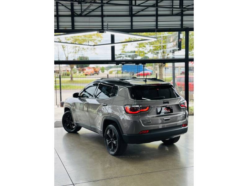 JEEP - COMPASS - 2018/2018 - Cinza - R$ 115.900,00