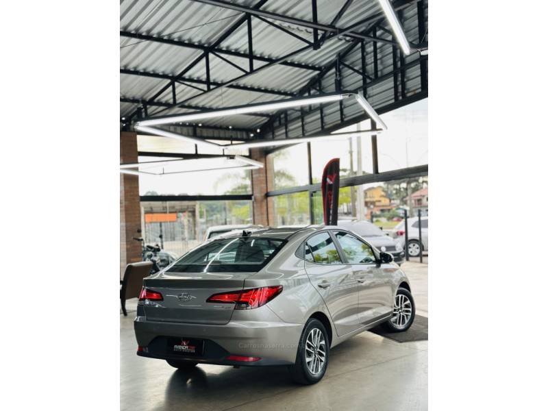 HYUNDAI - HB20S - 2022/2022 - Bege - R$ 85.900,00