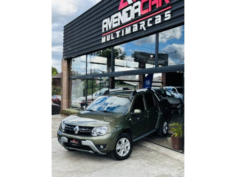 RENAULT - DUSTER OROCH - 2017/2017 - Verde - R$ 78.900,00