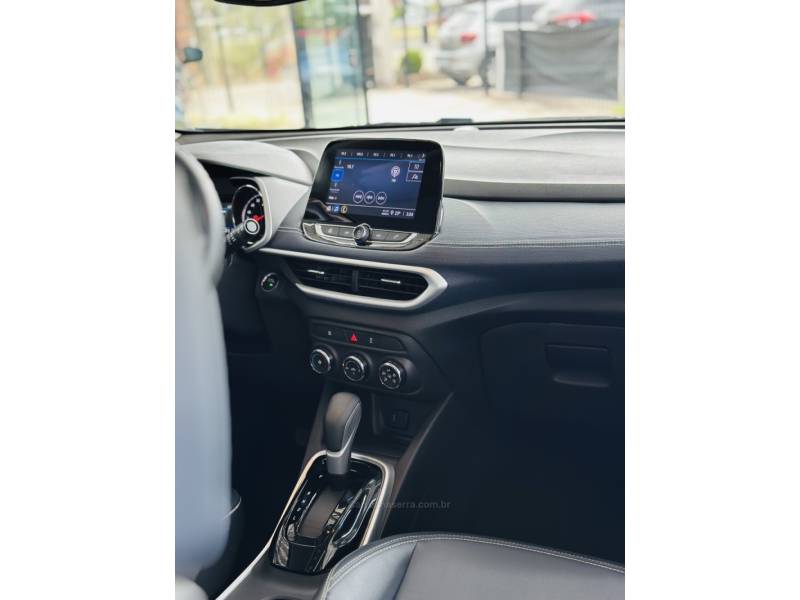 CHEVROLET - TRACKER - 2023/2023 - Preta - R$ 121.900,00