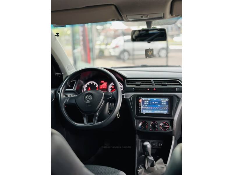 VOLKSWAGEN - GOL - 2023/2023 - Preta - R$ 59.900,00