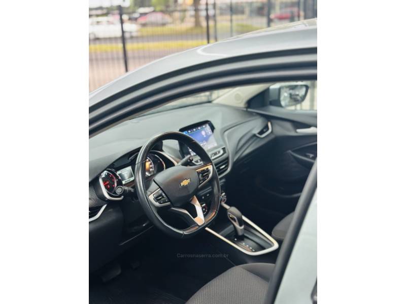 CHEVROLET - ONIX - 2024/2024 - Cinza - R$ 91.900,00