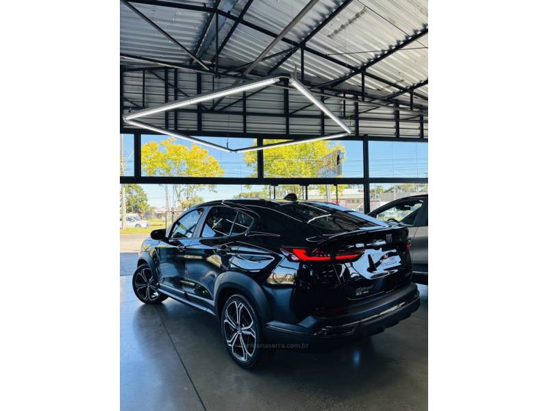 FIAT - FASTBACK - 2023/2023 - Preta - R$ 128.900,00