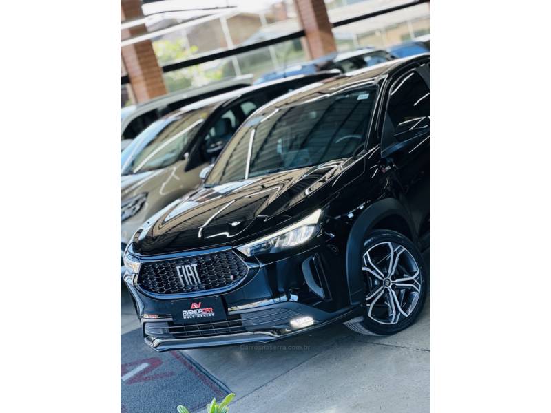 FIAT - FASTBACK - 2023/2023 - Preta - R$ 128.900,00