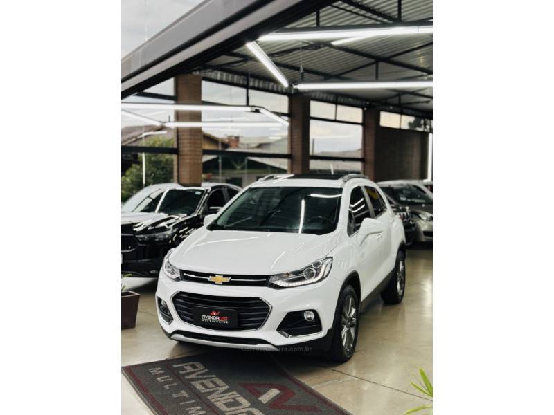 CHEVROLET - TRACKER - 2017/2017 - Branca - R$ 88.900,00