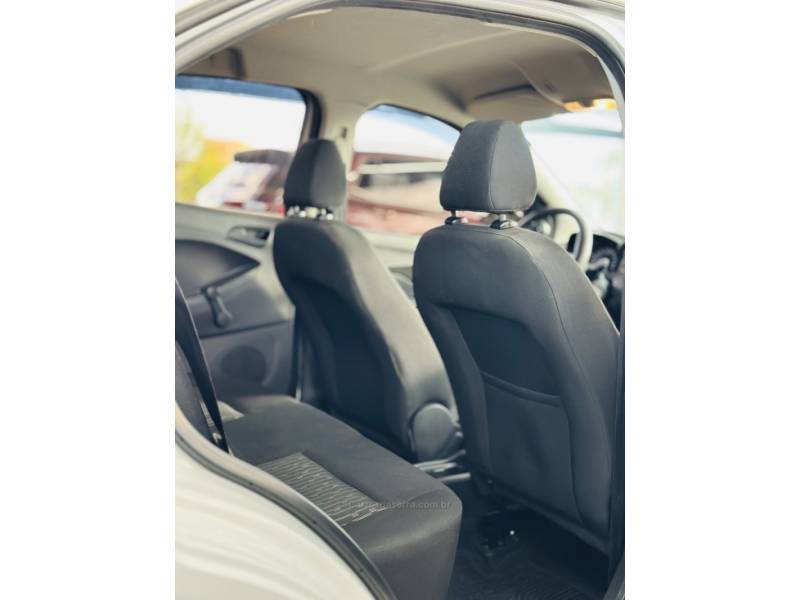 FORD - KA + - 2020/2020 - Branca - R$ 56.900,00