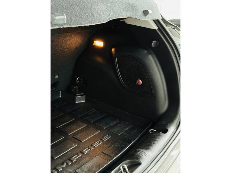 JEEP - COMPASS - 2018/2018 - Cinza - R$ 115.900,00