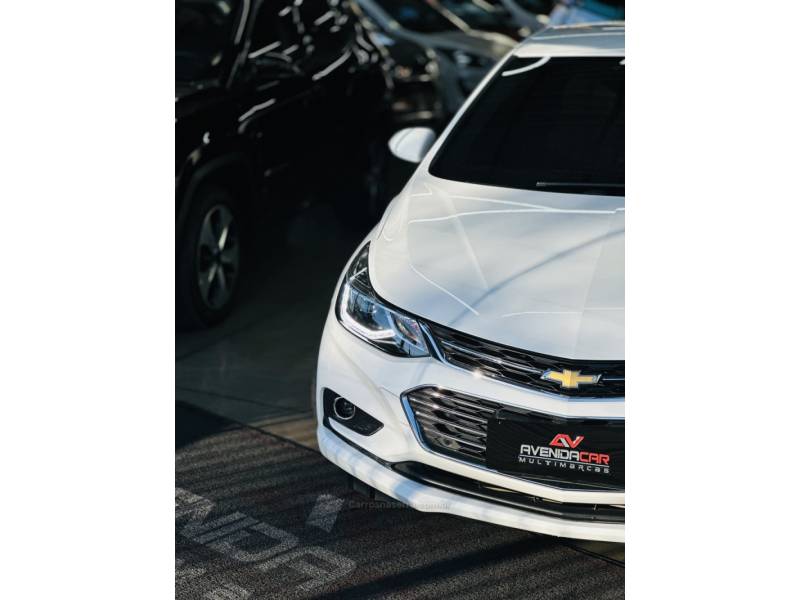 CHEVROLET - CRUZE - 2019/2019 - Branca - R$ 99.900,00