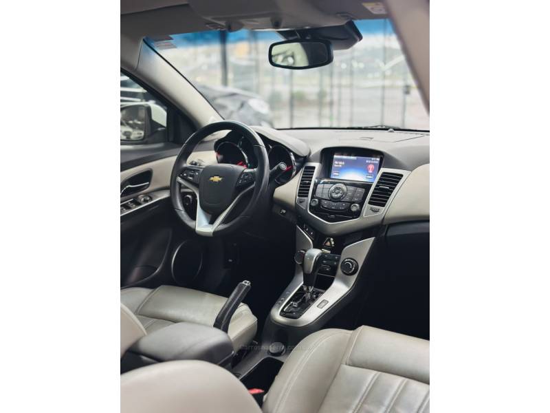 CHEVROLET - CRUZE - 2014/2014 - Branca - R$ 74.900,00