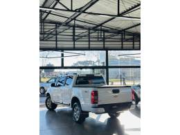 CHEVROLET - S10 - 2018/2018 - Branca - R$ 142.900,00