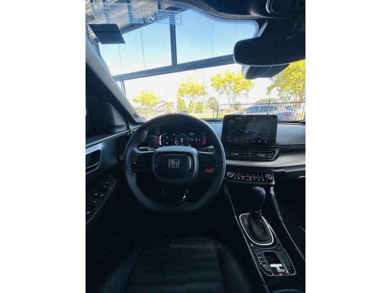 FIAT - FASTBACK - 2023/2023 - Preta - R$ 128.900,00