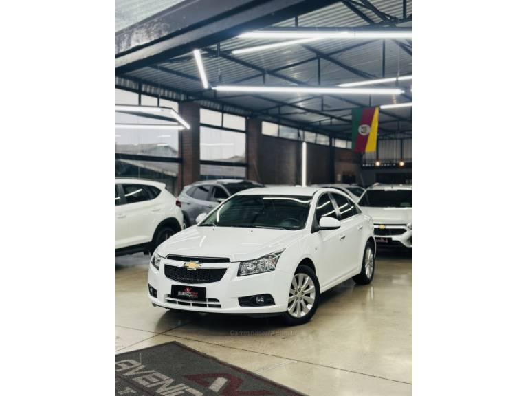 CHEVROLET - CRUZE - 2014/2014 - Branca - R$ 74.900,00