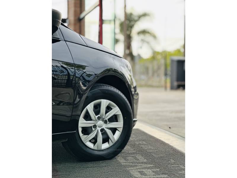 VOLKSWAGEN - GOL - 2023/2023 - Preta - R$ 59.900,00