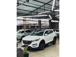 HYUNDAI - TUCSON - 2022/2022 - Branca - R$ 135.900,00