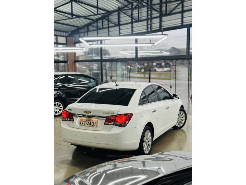 CHEVROLET - CRUZE - 2014/2014 - Branca - R$ 74.900,00