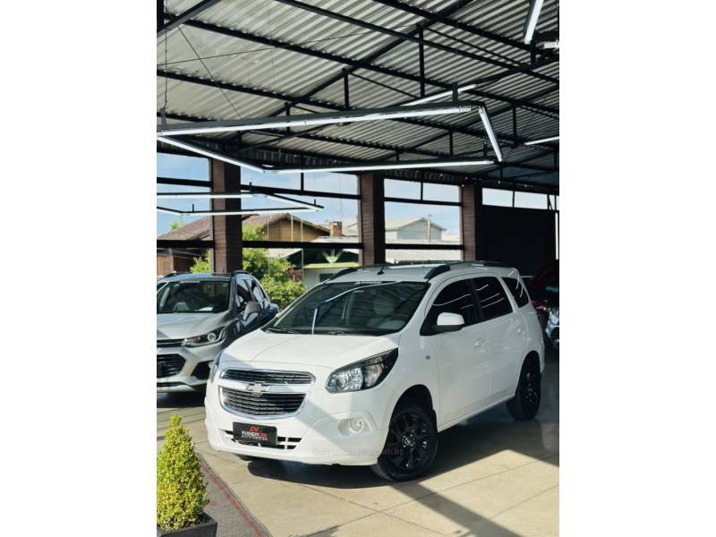 CHEVROLET - SPIN - 2013/2013 - Branca - R$ 61.900,00