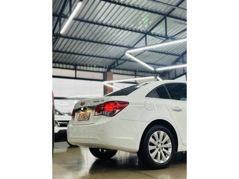 CHEVROLET - CRUZE - 2014/2014 - Branca - R$ 74.900,00