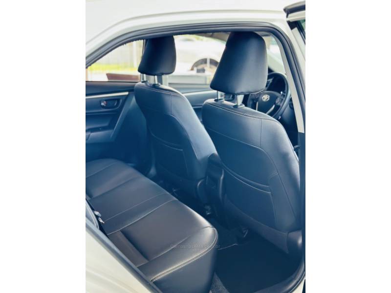 TOYOTA - COROLLA - 2019/2019 - Branca - R$ 112.900,00